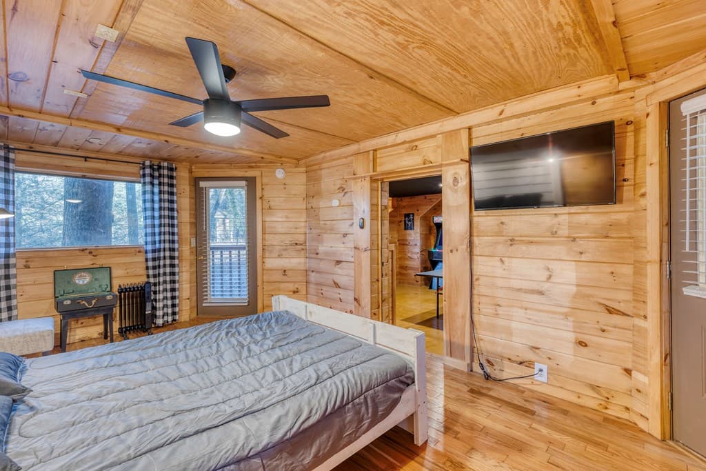 586 Newport Road, Blue Ridge GA 30513 - Photo
