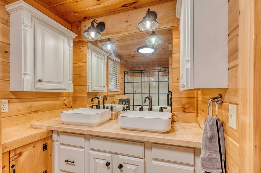 586 Newport Road, Blue Ridge GA 30513 - Photo