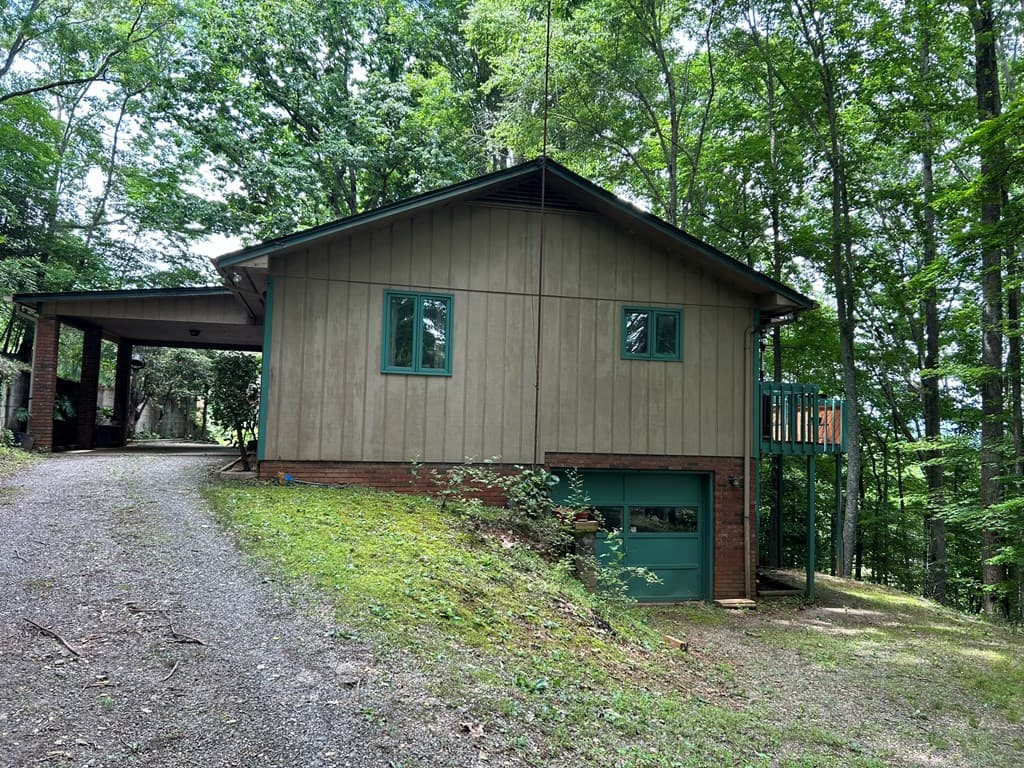 7677 Albury Road, Young Harris GA 30582 - Photo