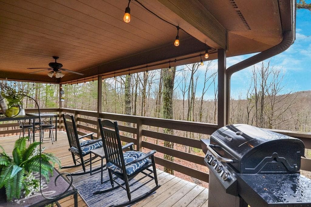 34 Garrett Drive, Ellijay GA 30540 - Primary photo