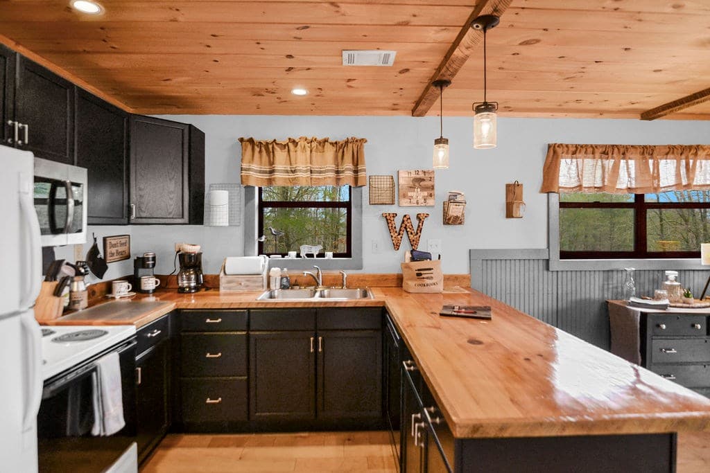 34 Garrett Drive, Ellijay GA 30540 - Photo