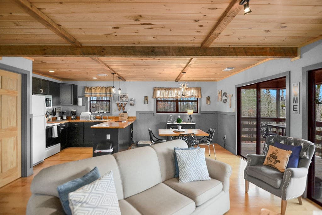 34 Garrett Drive, Ellijay GA 30540 - Photo