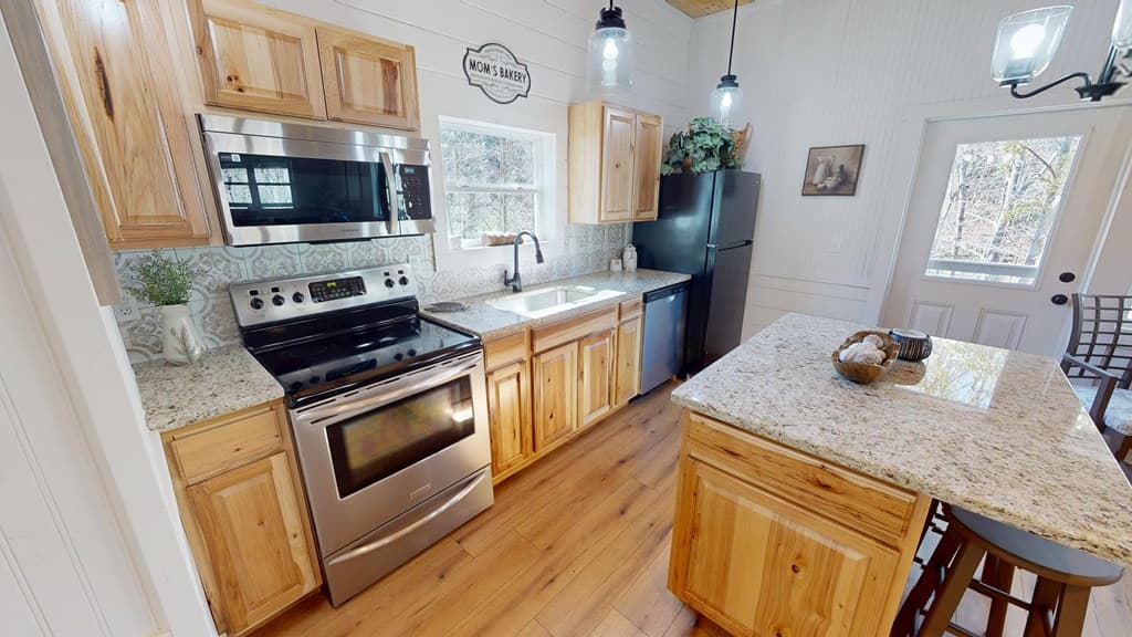 820 Beaver Creek, Andrews NC 28901 - Photo