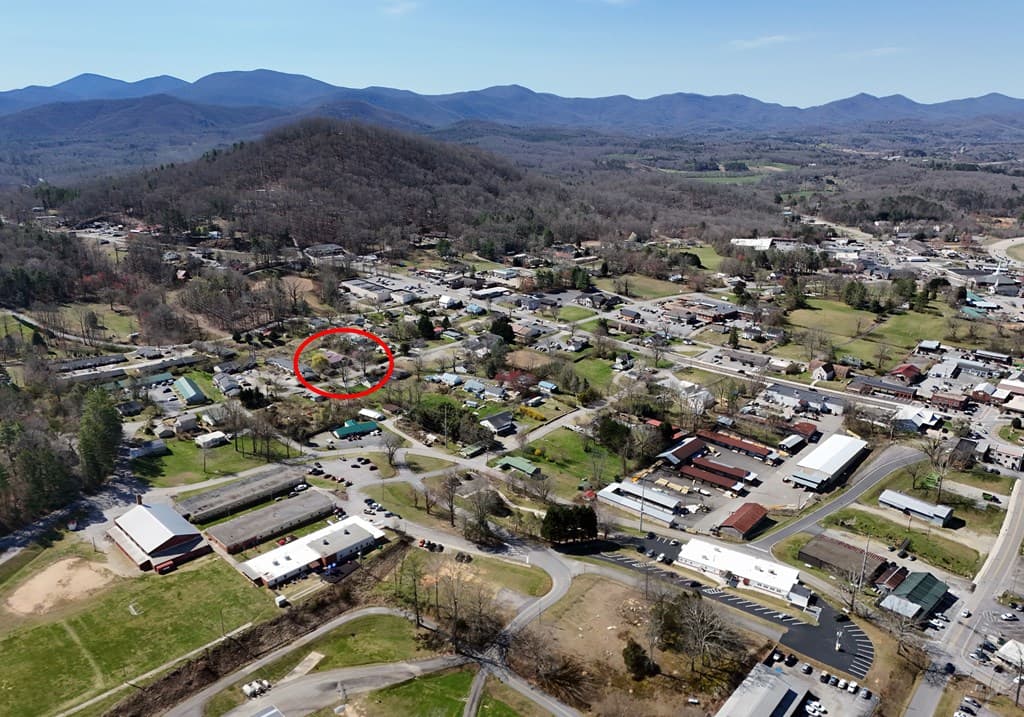 114 Kimsey Street, Blairsville GA 30512 - Photo
