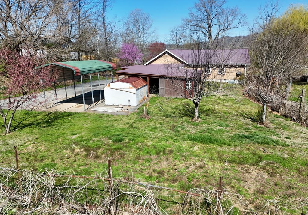 114 Kimsey Street, Blairsville GA 30512 - Photo