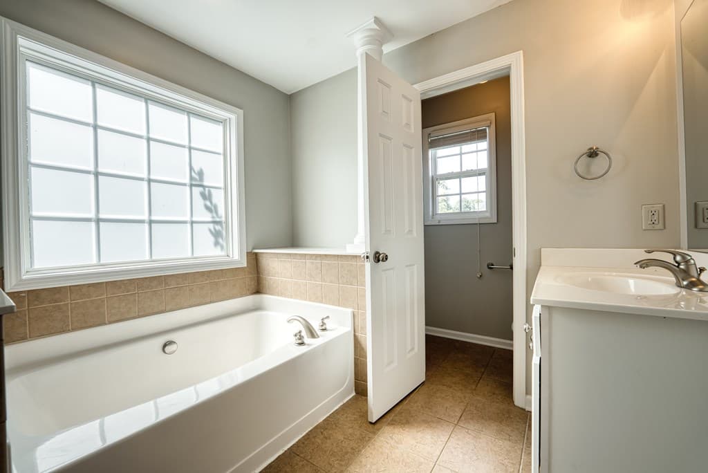 8945 Creekstone Place, Gainesville GA 30506 - Photo