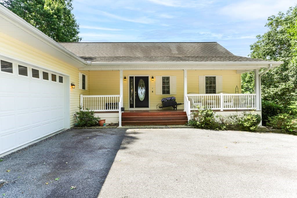 847 Scarletts Way, Young Harris GA 30582 - Photo