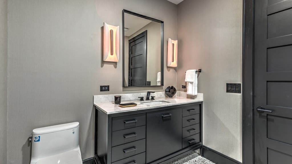 1281 #1 E Main Street, Blue Ridge GA 30513 - Photo