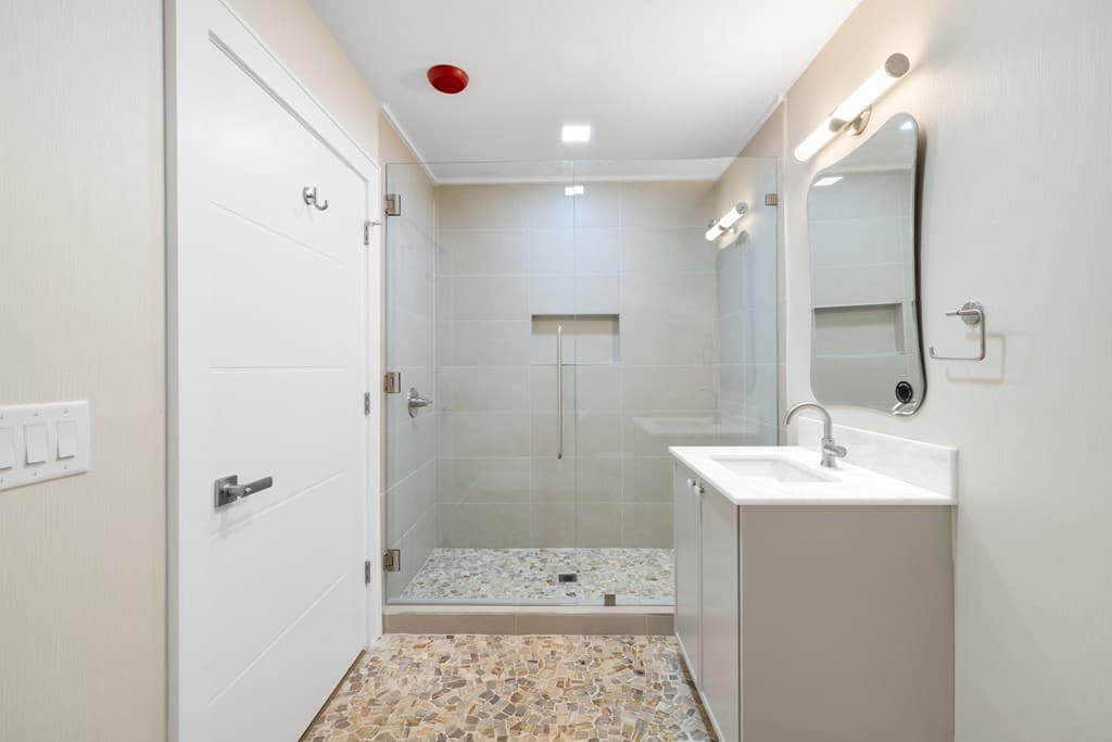 1281 #4 E Main Street, Blue Ridge GA 30513 - Photo