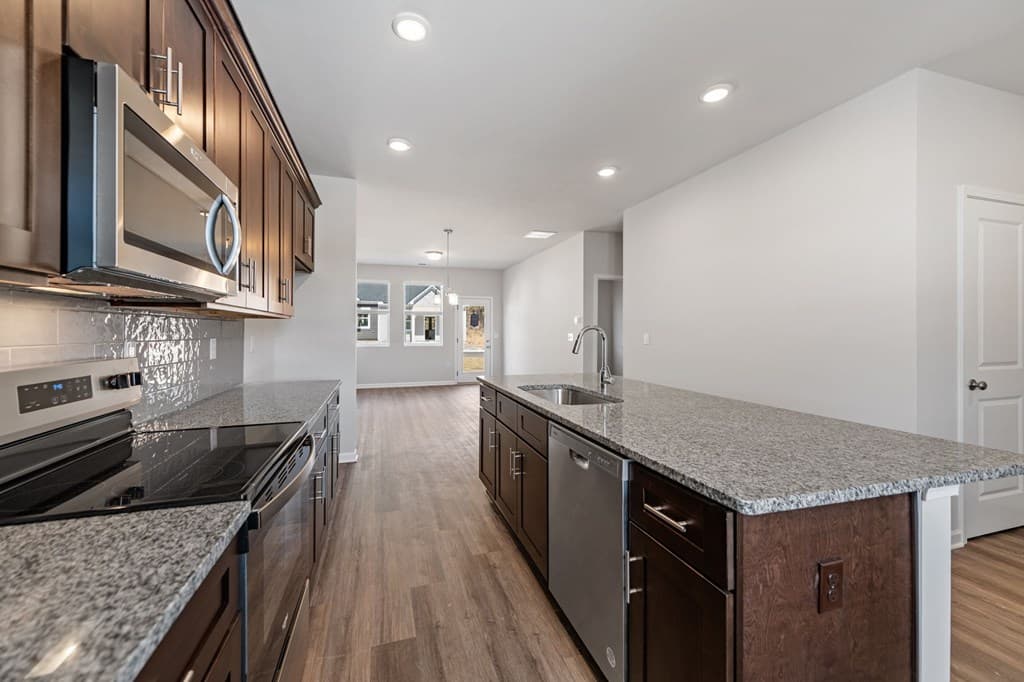 Unit 31 Grove Loop, Blue Ridge GA 30513 - Photo