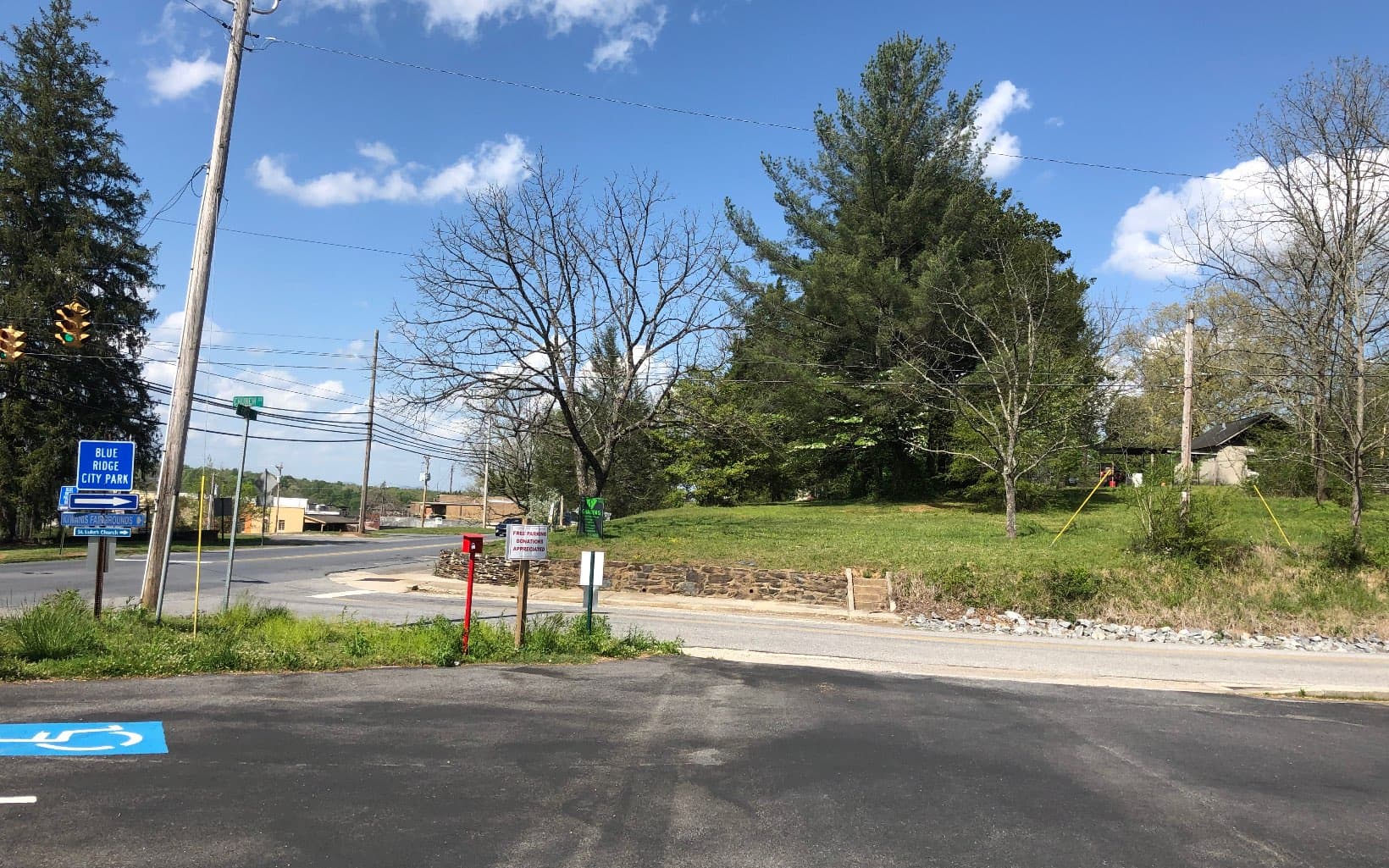 742 E 2nd Street, Blue Ridge GA 30513 - Photo