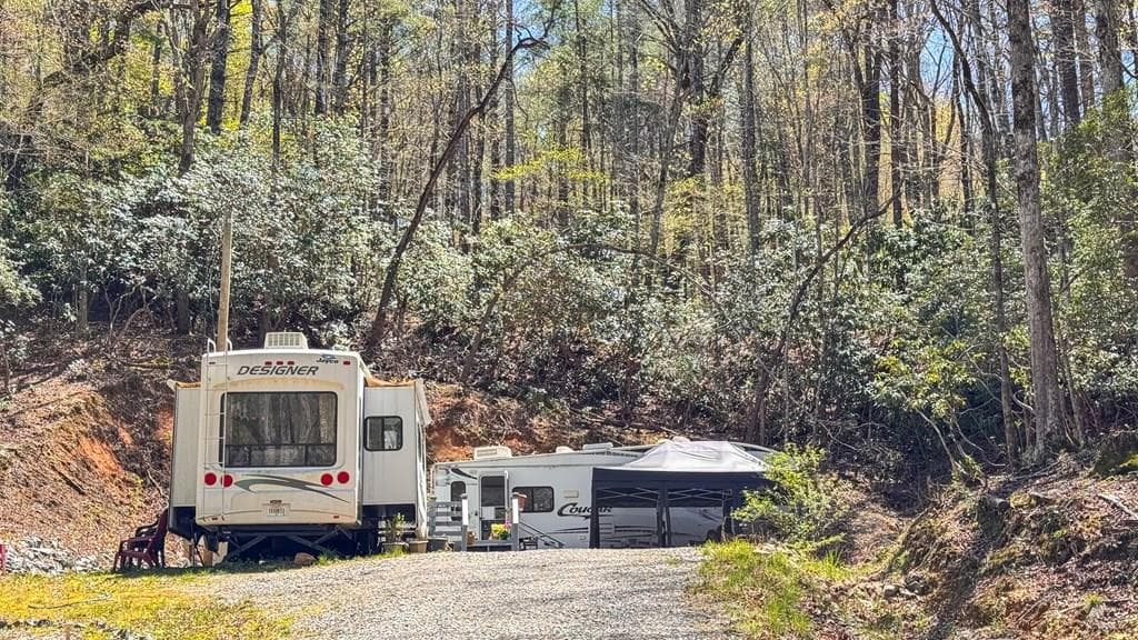 1326 Ruby Lake Drive, Hiawassee GA 30546 - Primary photo