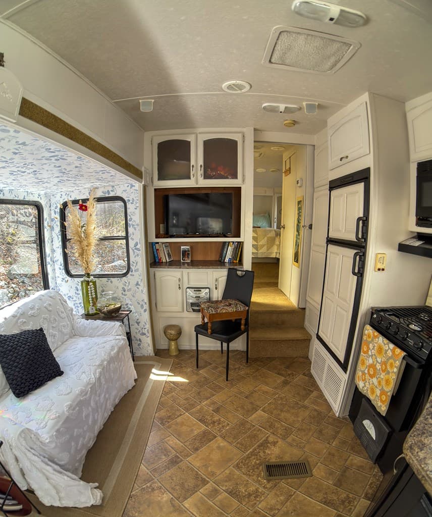 1326 Ruby Lake Drive, Hiawassee GA 30546 - Photo