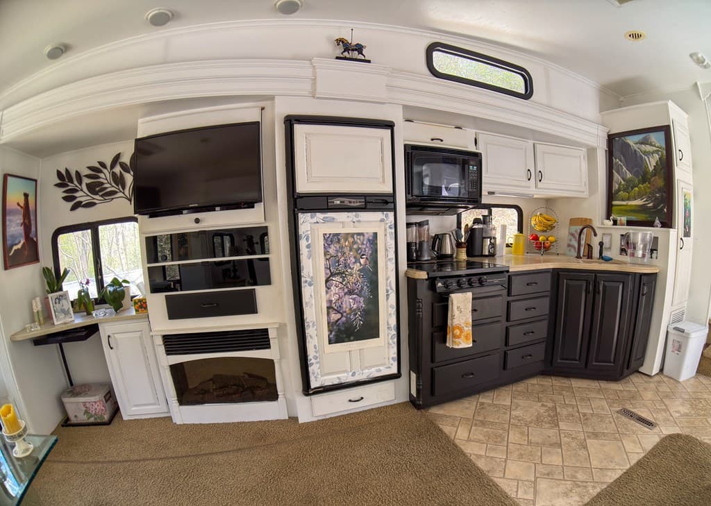 1326 Ruby Lake Drive, Hiawassee GA 30546 - Photo