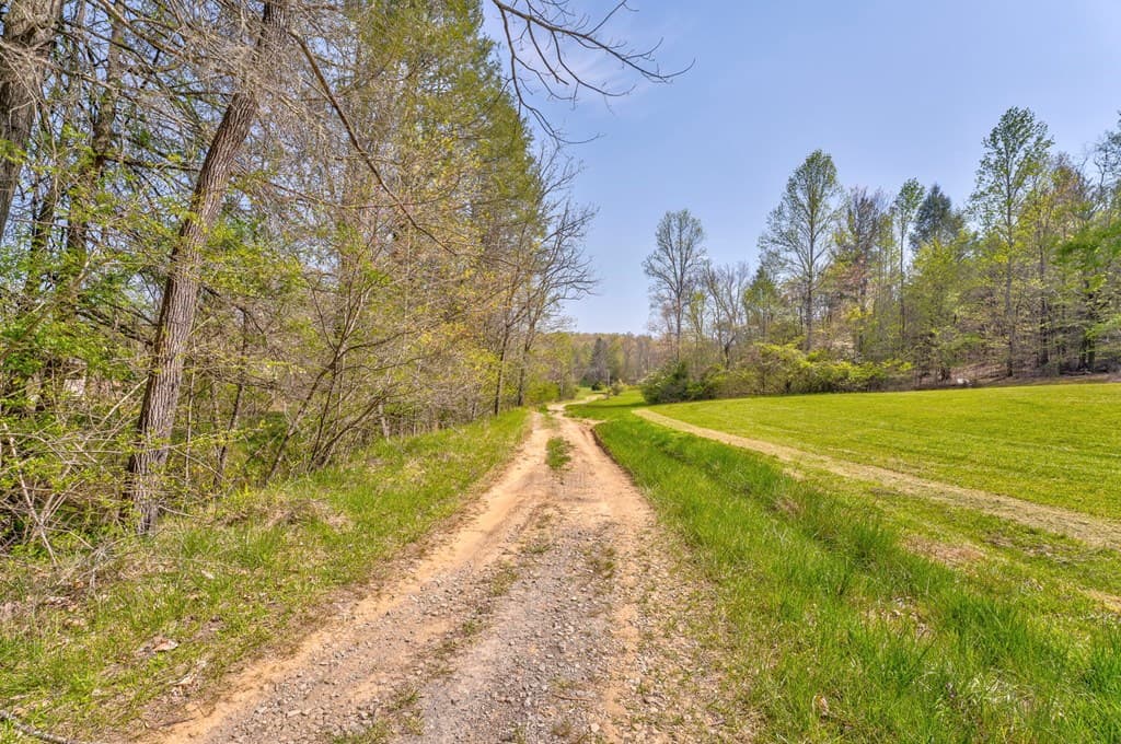365 Waters Road, Mccaysville GA 30555 - Photo