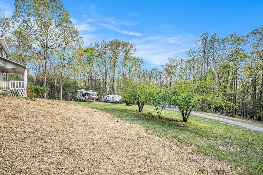 542 Sharp Top Circle, Blairsville GA 30512 - Photo