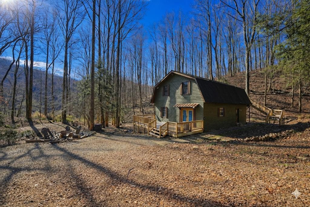 172 Sweetwater Road, Blue Ridge GA 30513 - Primary photo