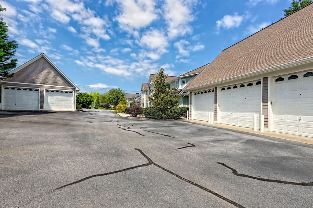 2265 Eastgate Drive, Hiawassee GA 30546 - Photo