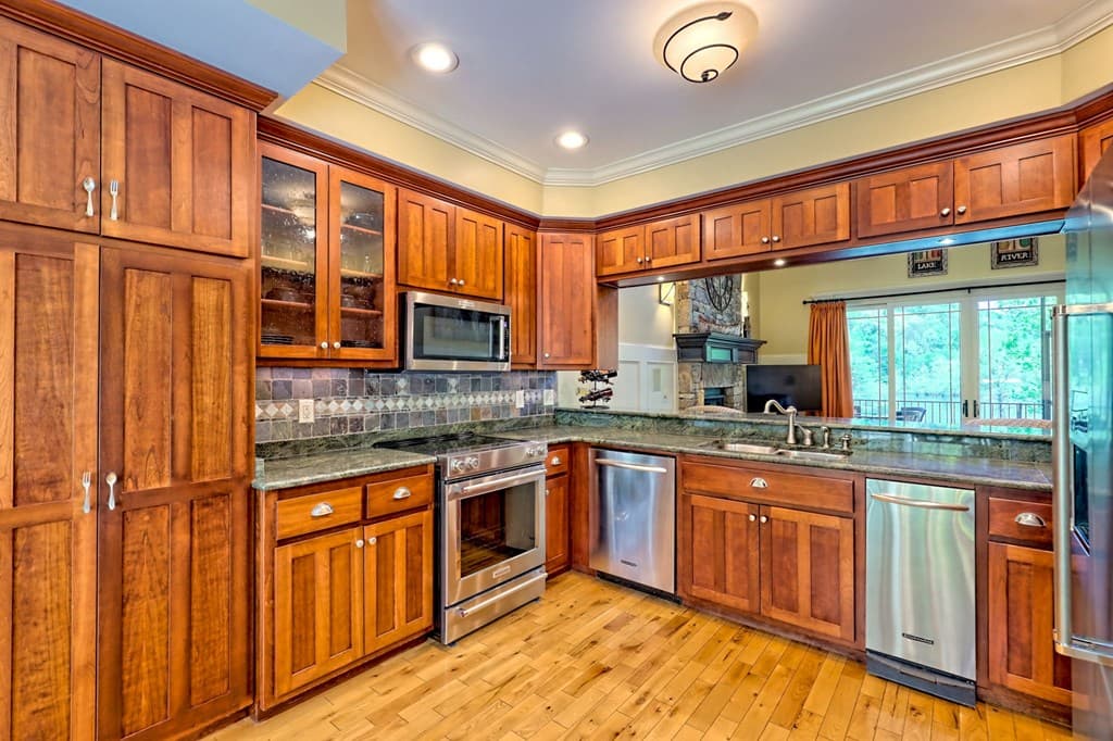 2265 Eastgate Drive, Hiawassee GA 30546 - Photo