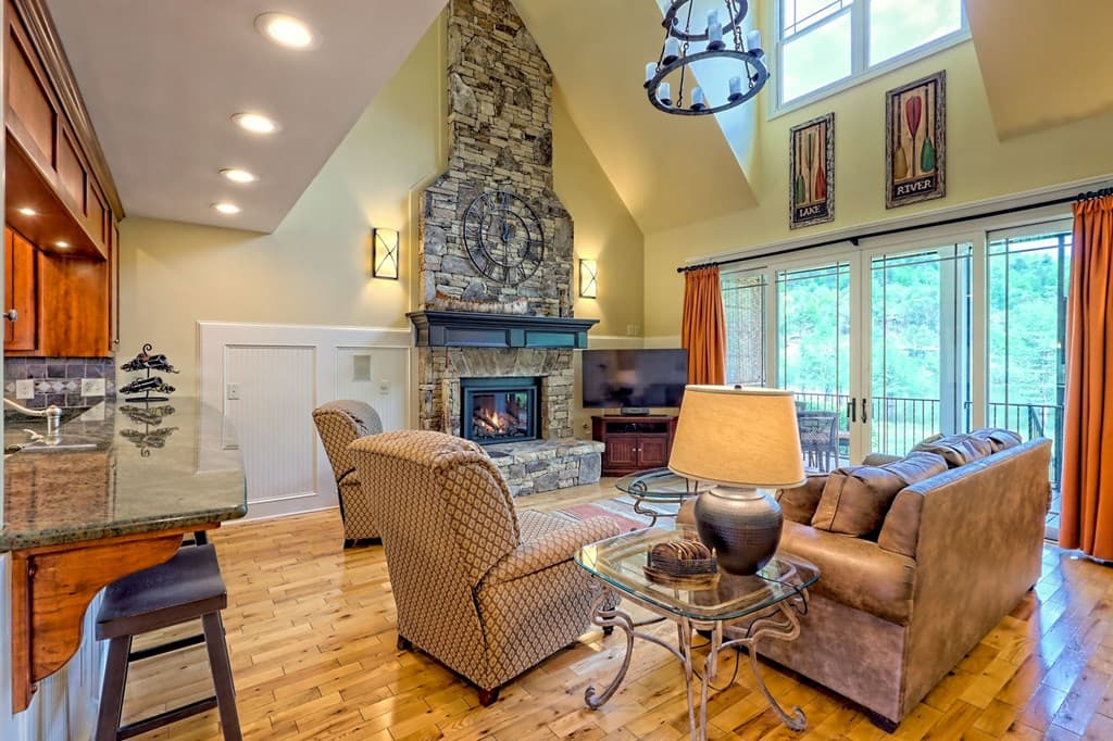 2265 Eastgate Drive, Hiawassee GA 30546 - Photo