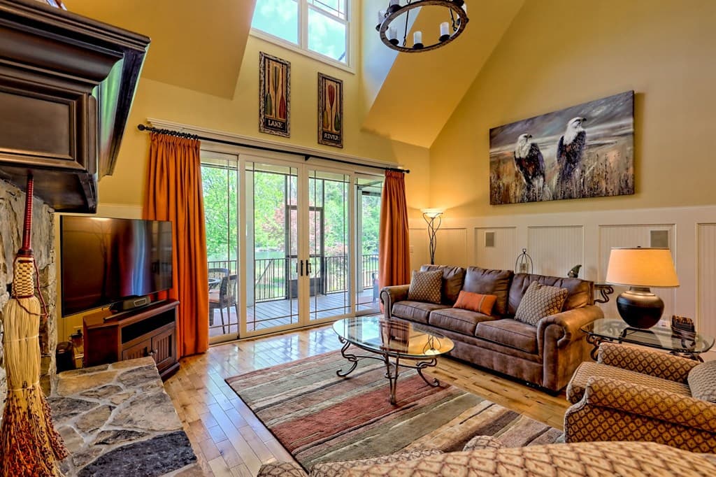 2265 Eastgate Drive, Hiawassee GA 30546 - Photo