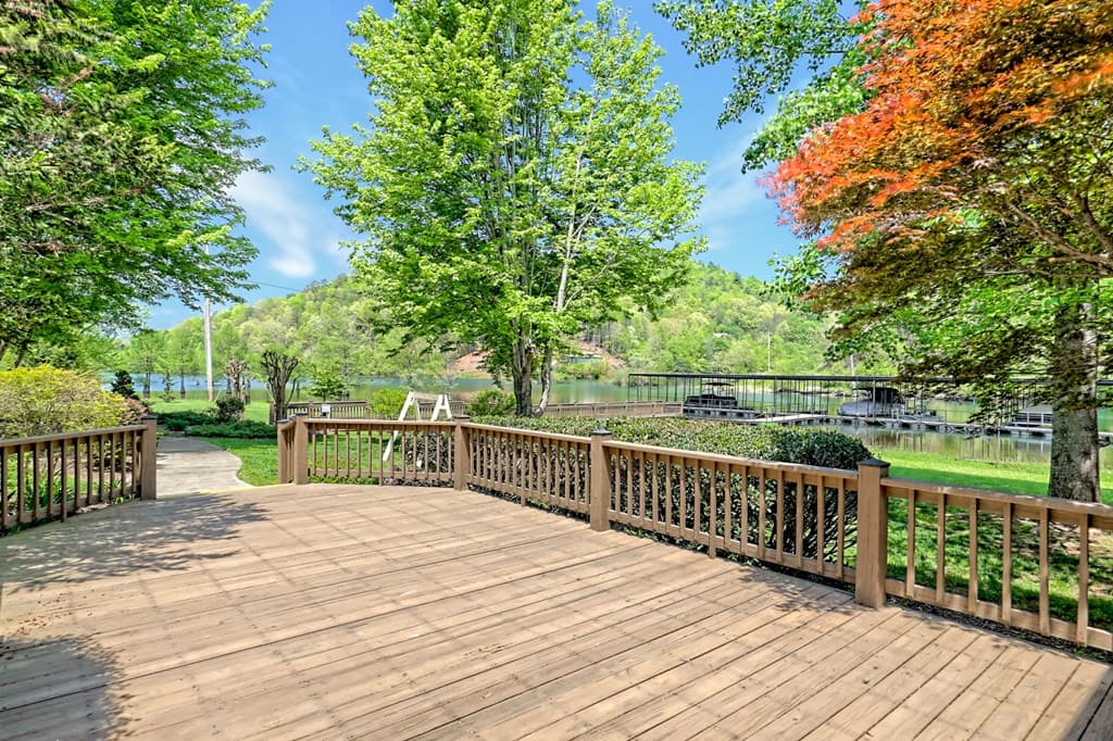 2265 Eastgate Drive, Hiawassee GA 30546 - Photo