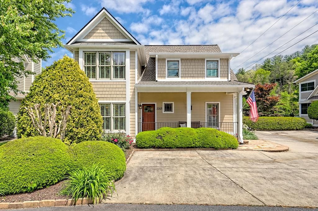 2265 Eastgate Drive, Hiawassee GA 30546 - Photo
