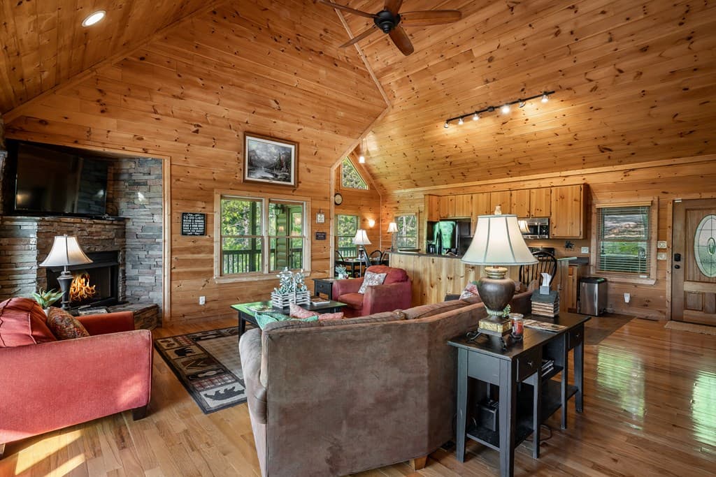 433 Spruce Circle, Mineral Bluff GA 30559 - Photo