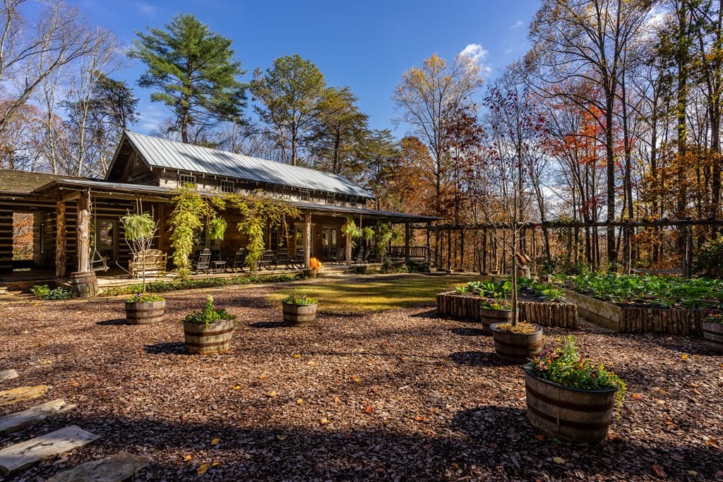 36 Utana Bluffs Trail, Ellijay GA 30540 - Photo