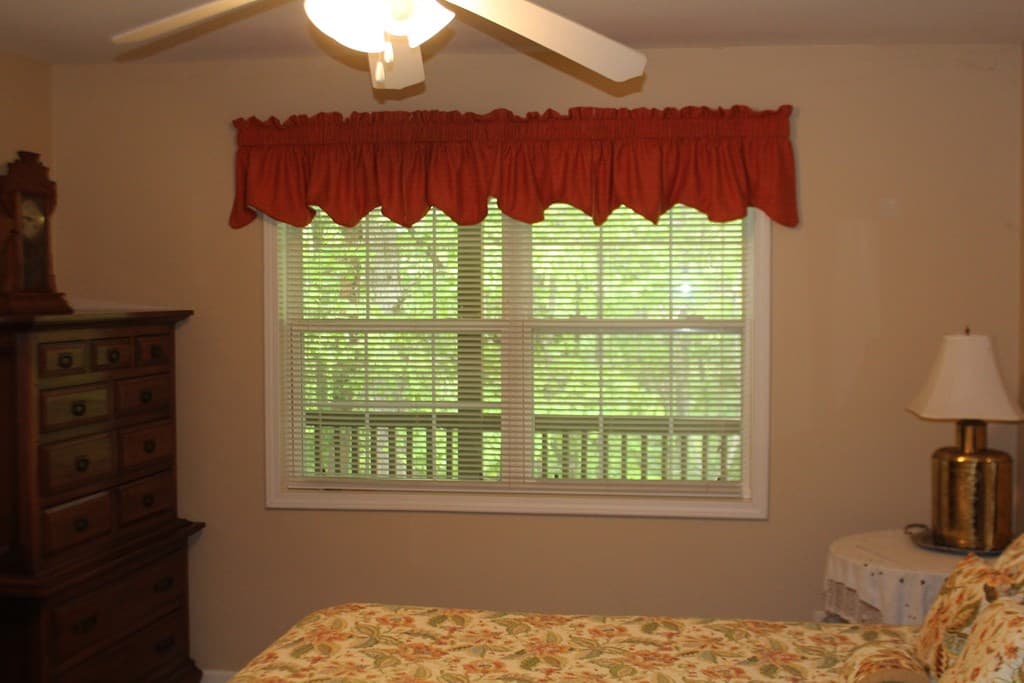 6961 Woodlake Circle, Young Harris GA 30582 - Photo
