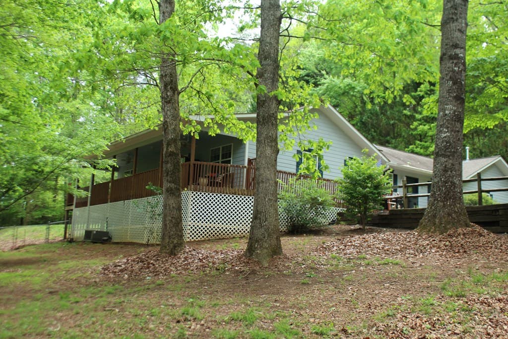 6961 Woodlake Circle, Young Harris GA 30582 - Photo