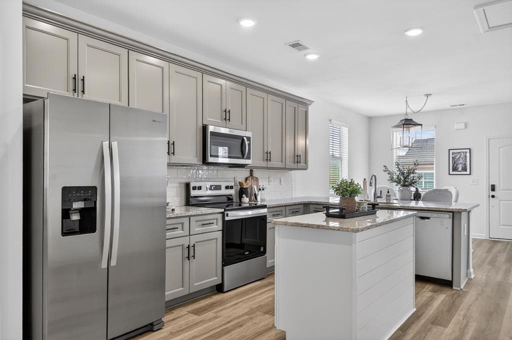 Unit 38 Grove Loop, Blue Ridge GA 30513 - Photo