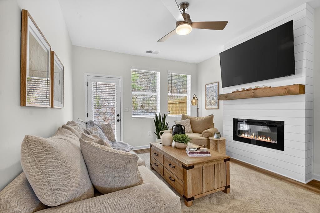 Unit 38 Grove Loop, Blue Ridge GA 30513 - Photo