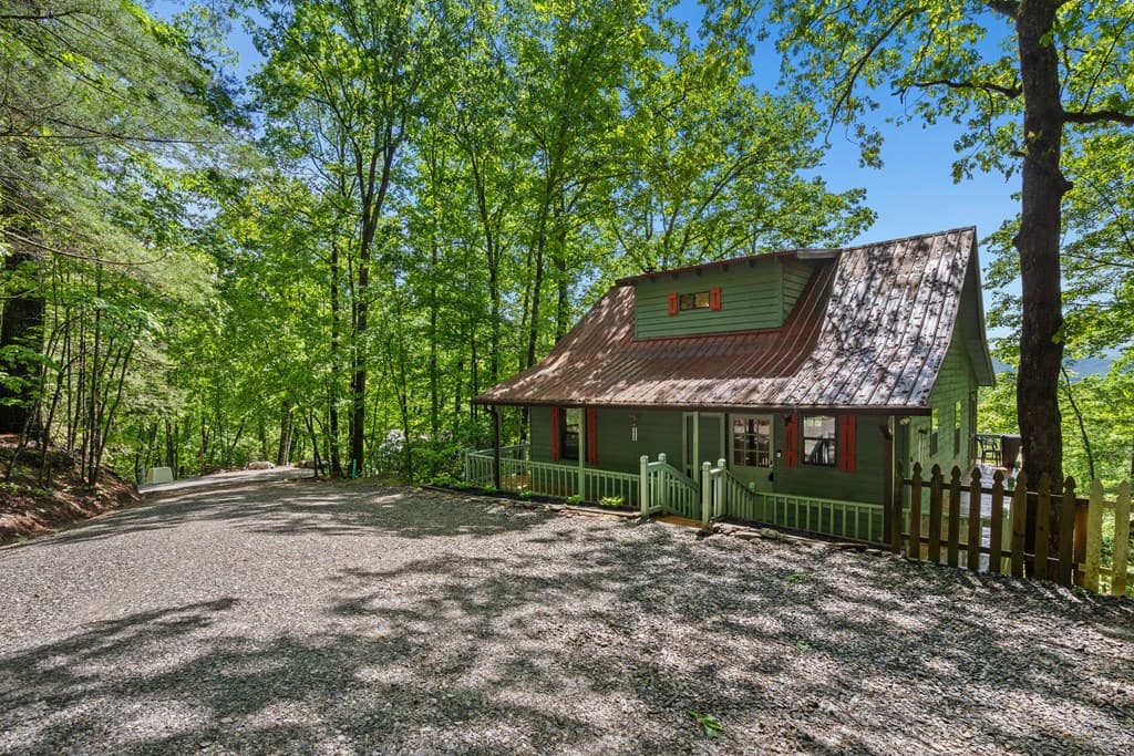 127 Berry Reister Drive, Blairsville GA 30512 - Photo