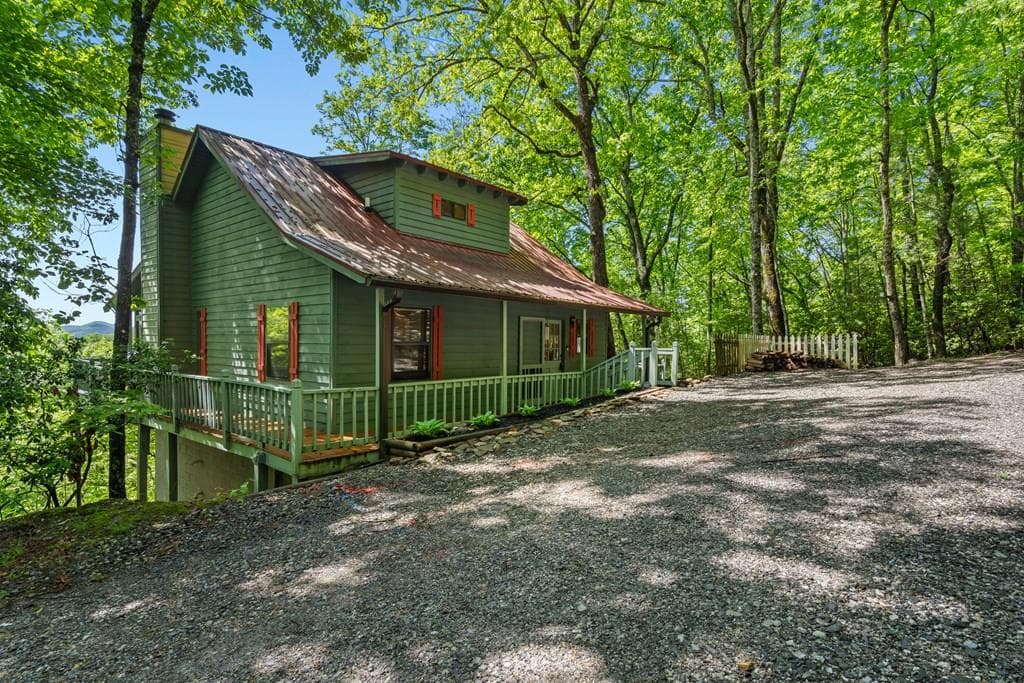 127 Berry Reister Drive, Blairsville GA 30512 - Primary photo
