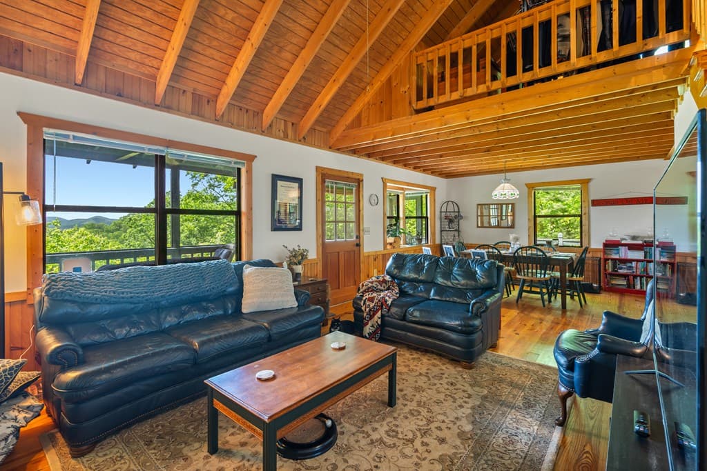 127 Berry Reister Drive, Blairsville GA 30512 - Photo