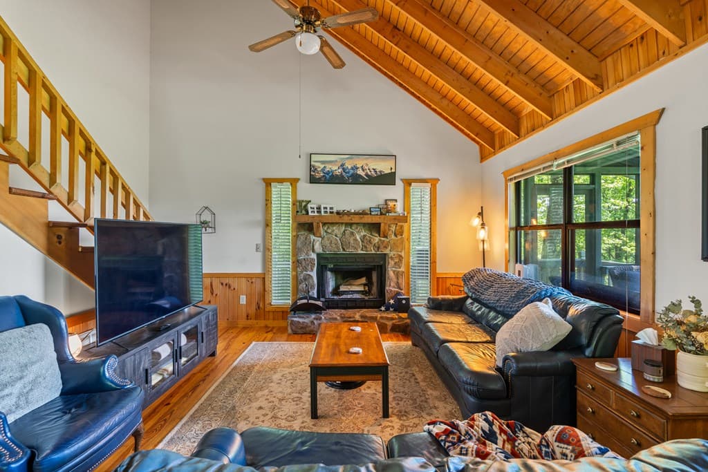 127 Berry Reister Drive, Blairsville GA 30512 - Photo