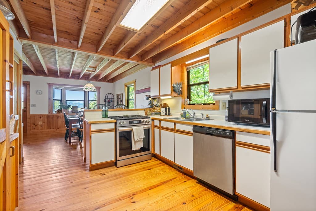 127 Berry Reister Drive, Blairsville GA 30512 - Photo