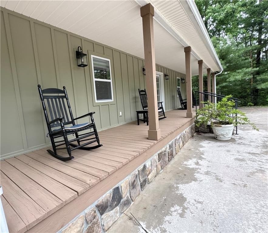 1803 Chatuge Hills Road, Hiawassee GA 30546 - Photo