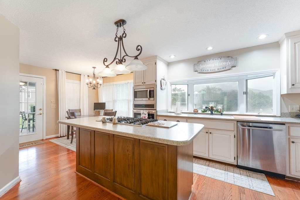 1537 Victoria Woods Drive, Hiawassee GA 30546 - Photo