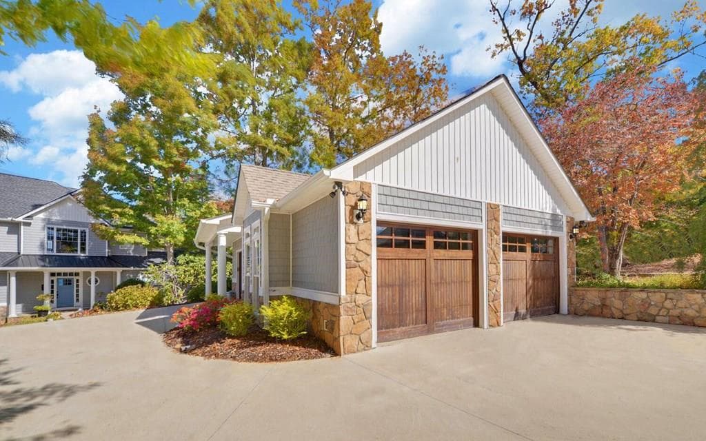 1951 Island View Drive, Hiawassee GA 30546 - Photo