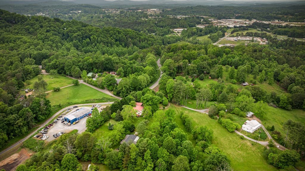 16 Hollow Springs Road, Blue Ridge GA 30513 - Photo