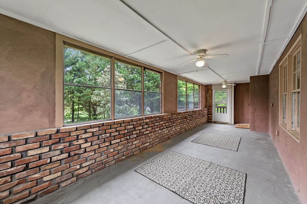 16 Hollow Springs Road, Blue Ridge GA 30513 - Photo