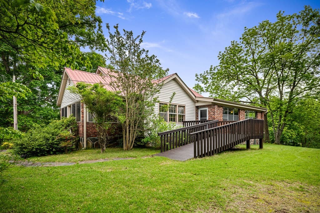 16 Hollow Springs Road, Blue Ridge GA 30513 - Photo