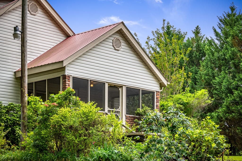 16 Hollow Springs Road, Blue Ridge GA 30513 - Photo