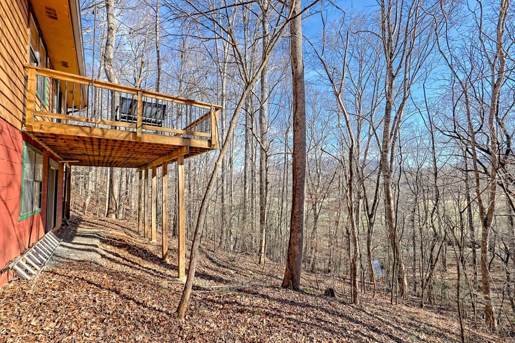 5827 Brasstown Creek Est, Young Harris GA 30582 - Photo