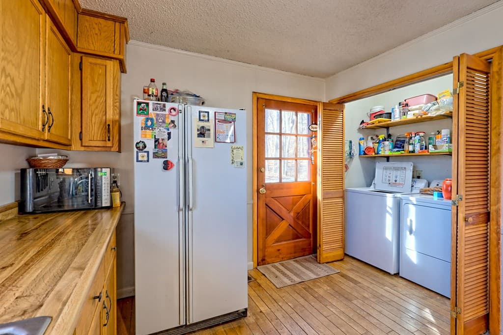 5827 Brasstown Creek Est, Young Harris GA 30582 - Photo