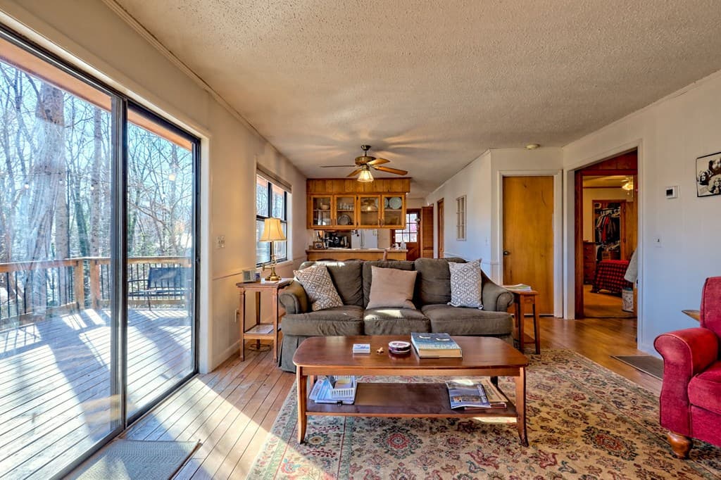 5827 Brasstown Creek Est, Young Harris GA 30582 - Photo