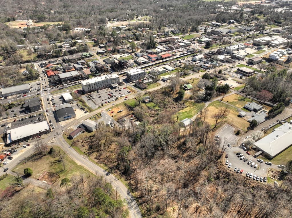 340 W First Street, Blue Ridge GA 30513 - Photo
