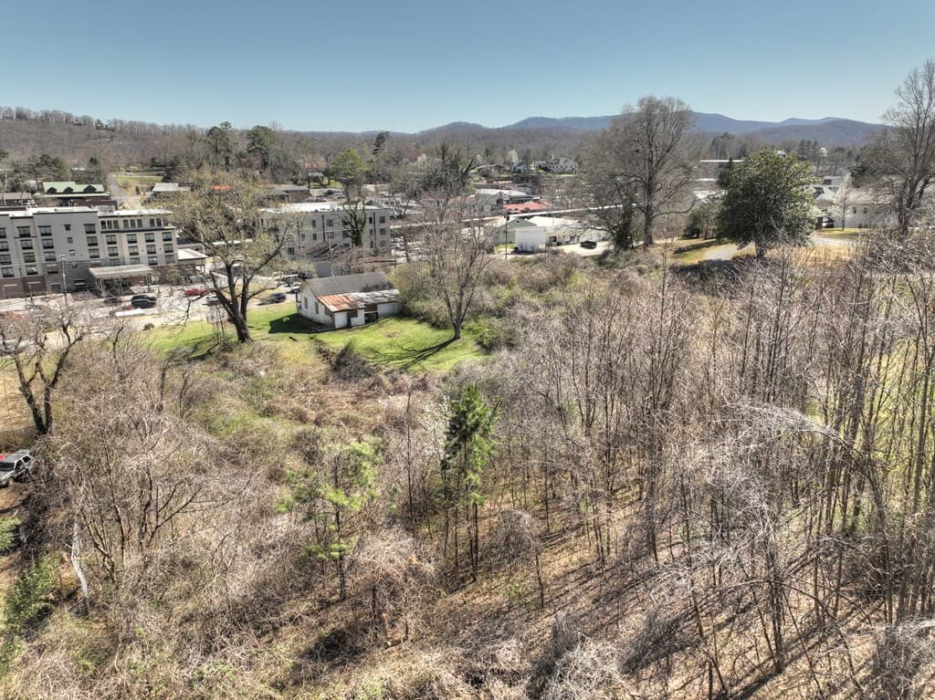 340 W First Street, Blue Ridge GA 30513 - Photo